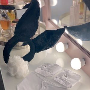 I’m a bunny,duh...